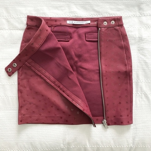 ZOE KARSSEN RED SHEEP LEATHER SHIMMER STAR EXPOSED ZIPPER MINI SKIRT - S - Picture 7 of 9